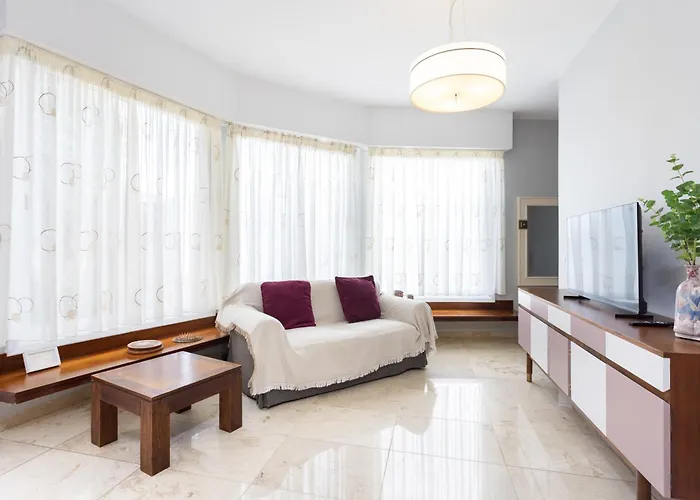 Home2book Comfort Buganvilla Stay, Cruz *