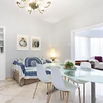 Home2book Comfort Buganvilla Stay, Cruz *
